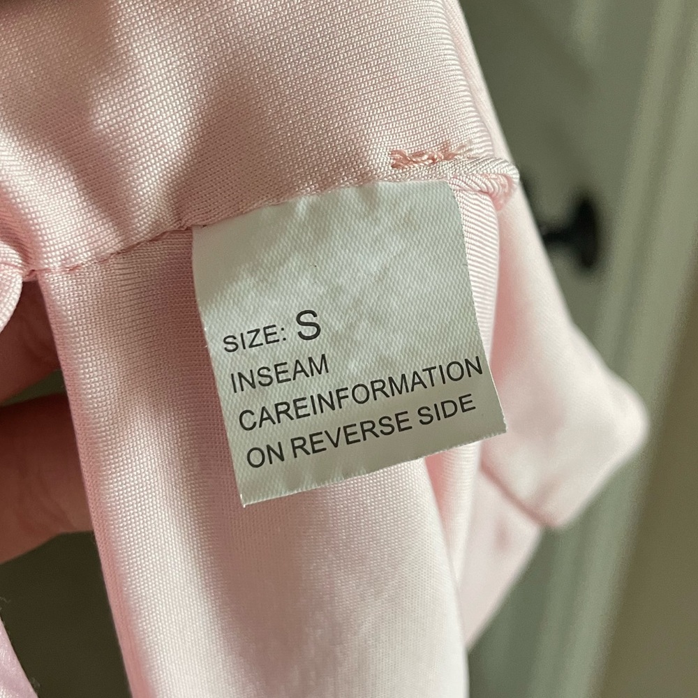 Pink Cropped Tank - Picture 4 of 5